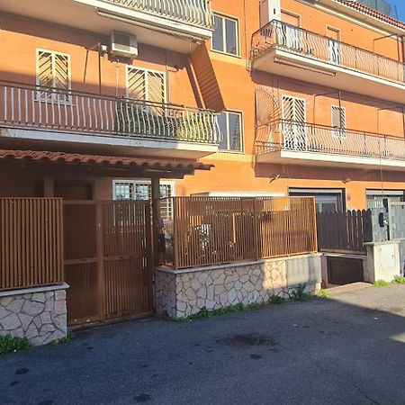 Appartamento Roma Vicino Metro C Buitenkant foto